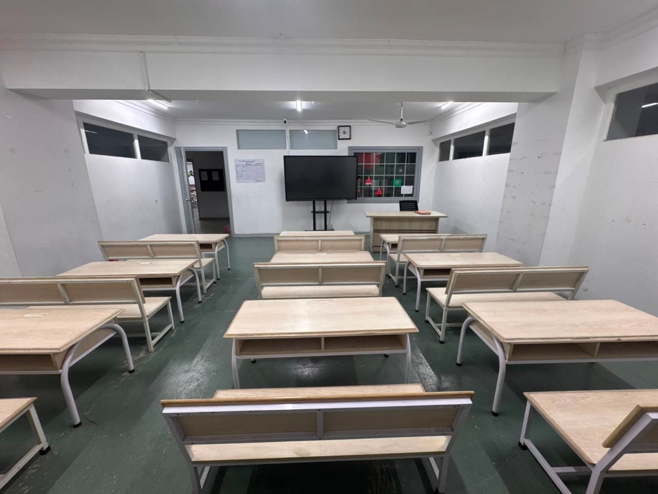 Smart Classroom equipped with Interactive Display Board